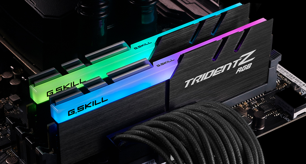 G.Skill Trident Z RGB F4-4000C18D-16GTZRB - 16 GB - 2 x 8 GB - DDR4 - 4000 MHz - 288-pin DIMM