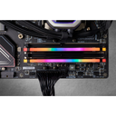 Corsair Vengeance CMW16GX4M2C3600C18 - 16 GB - 2 x 8 GB - DDR4 - 3600 MHz - 288-pin DIMM - Schwarz