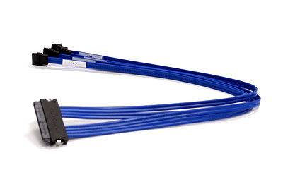[526958000] Supermicro Serial ATA / SAS-Kabel - Überkreuzung - 4-Lane - Serial ATA, 7-polig - 50 cm